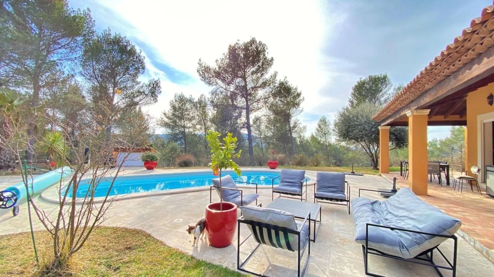 Summer Gem - Villa In Ventabren location